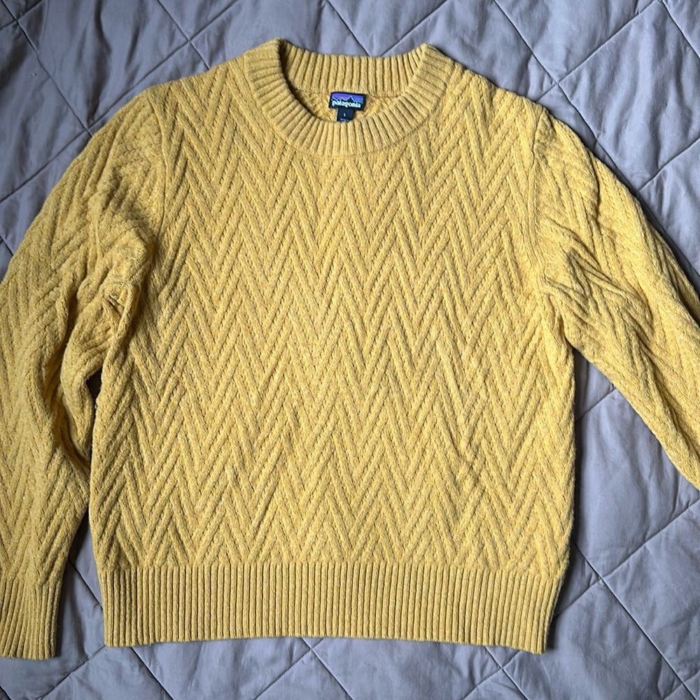 Patagonia Wool Sweater
Women’s Size Large